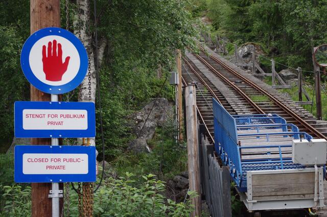 Leider hatten wir keine Möglichkeit, mit der Bahn nach oben zu fahren