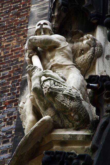 Über dem Eingang der Marktkirche