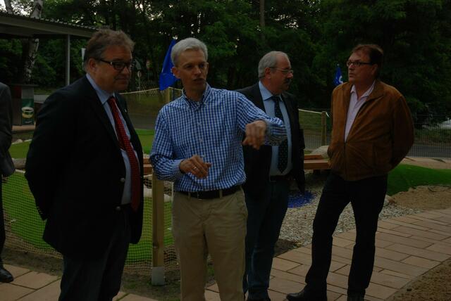 einweihung des adventure-golf-platzes am Blauen See   07  H. Jagau. P.Amend, R. Kauroff, A. Heuer