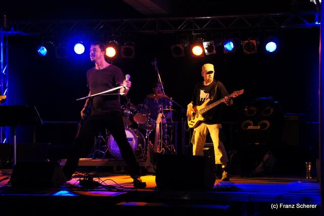 Grenzenlos-Festival Augsburg 2012 - Hopfenstrudel rockt im Gaskessel