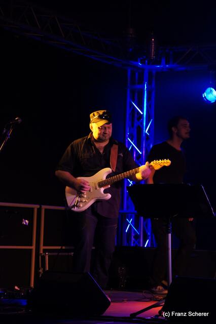 Grenzenlos-Festival Augsburg 2012 - Hopfenstrudel rockt im Gaskessel