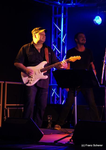 Grenzenlos-Festival Augsburg 2012 - Hopfenstrudel rockt im Gaskessel