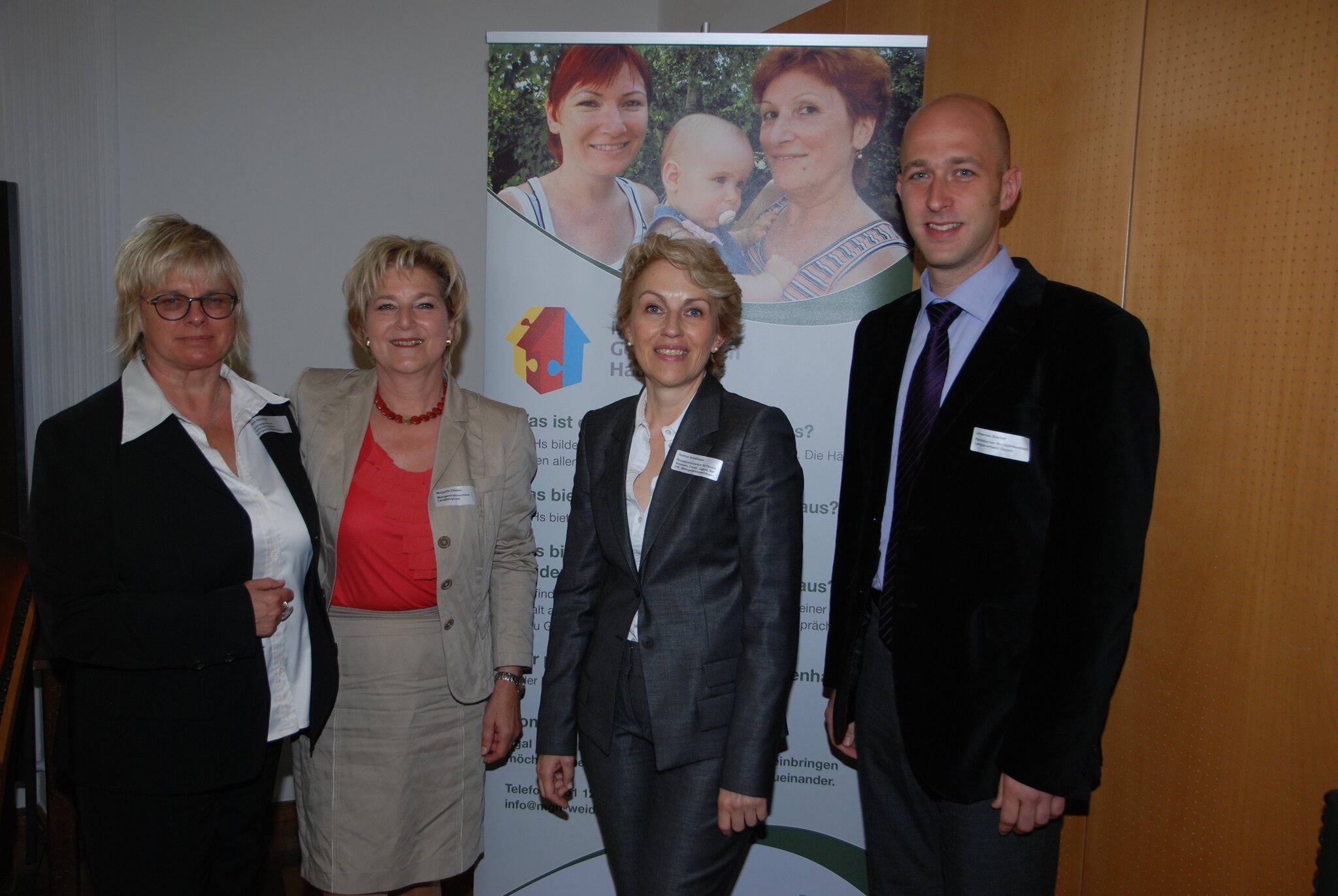 Mehrgenerationenhäuser und soziale Infrastruktur Abstimmung von