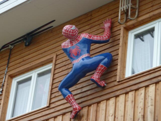 Spiderman ist auch schlecht dran.