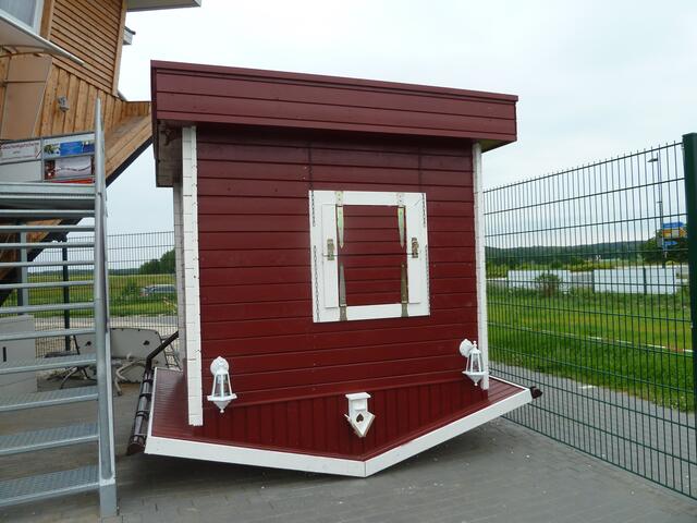 Sogar der Schuppen steht hier Kopf.