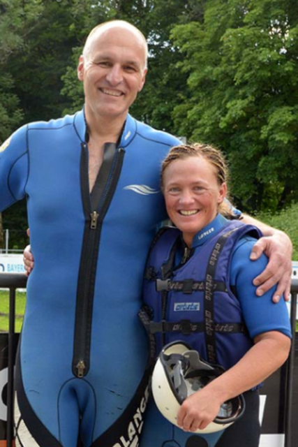 Oberbürgermeister Kurt Gribl mit Sportprofi Tina Schüßler beim Rafting | Foto: Wolfgang B. Kleiner