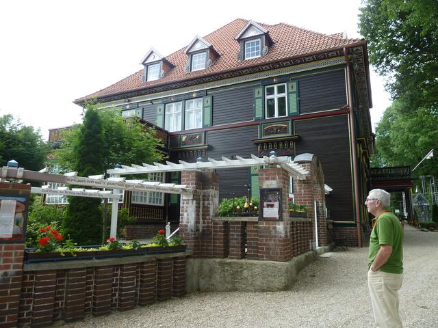 Hier ist alles mit Sprüchen versehen,wo hat er die alle her.