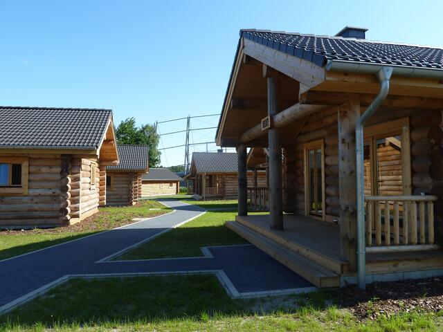 Und im Hintergrund hat man den Blick auf den Snow Dome