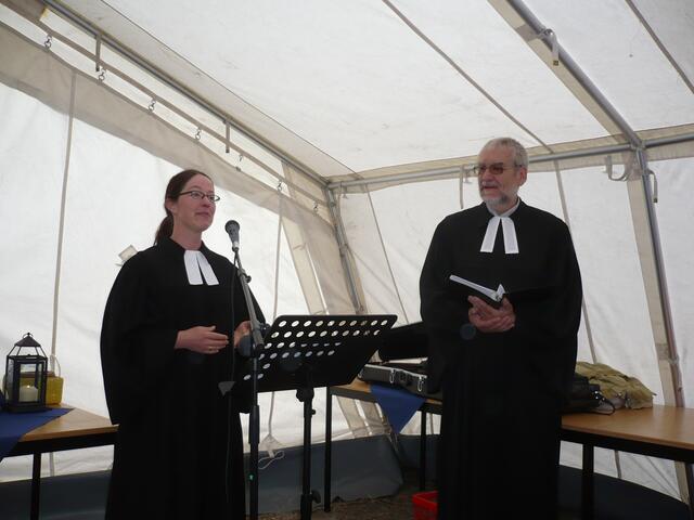 Pastorin Damaris Frehrking und Pastor Uwe Büttner