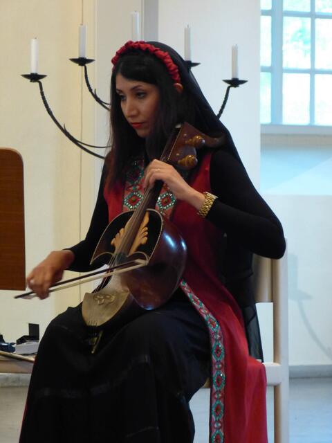 Azadeh Shams an der Ghoychak