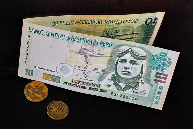 10,30 Peruanische Soles (2001) - heute wären das 2,99 Euro