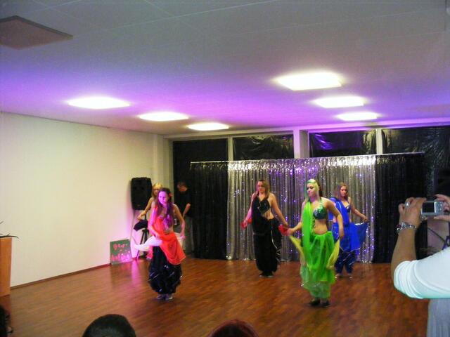 Auftrittsgruppe Farah "Bollywood auf Maahi Ve"