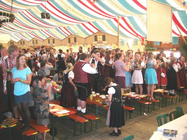 Ein stimmungsvoller Abend beginnt