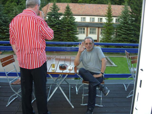 Klaus bei einer Rauchpause.
