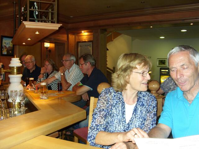 Zum Absacker an der Hotelbar
