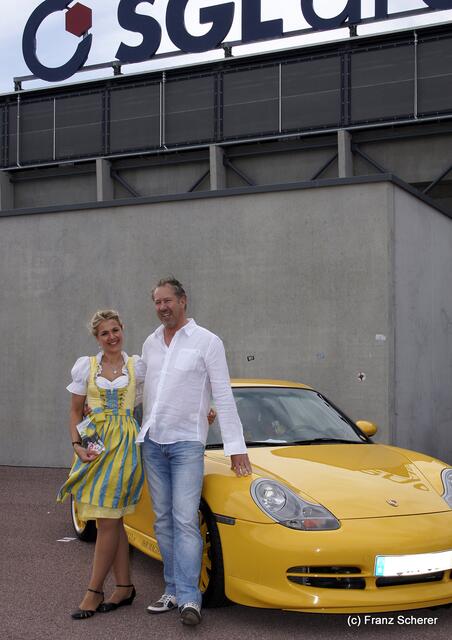 1. Augsburger Porsche Freundschaftreffen 2012 in der Augsburger SGL-Arena