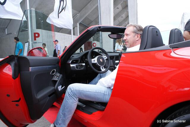1. Augsburger Porsche Freundschaftreffen 2012 in der Augsburger SGL-Arena