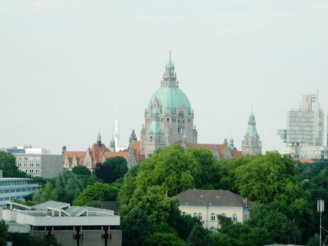 Hannovers neues Rathaus wurde 1913 fertiggestellt