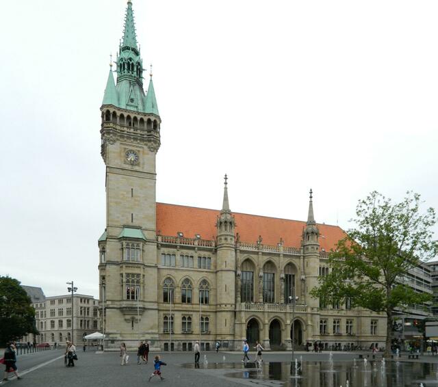 Neues Rathaus von BS in Neogotik (1855-1900)