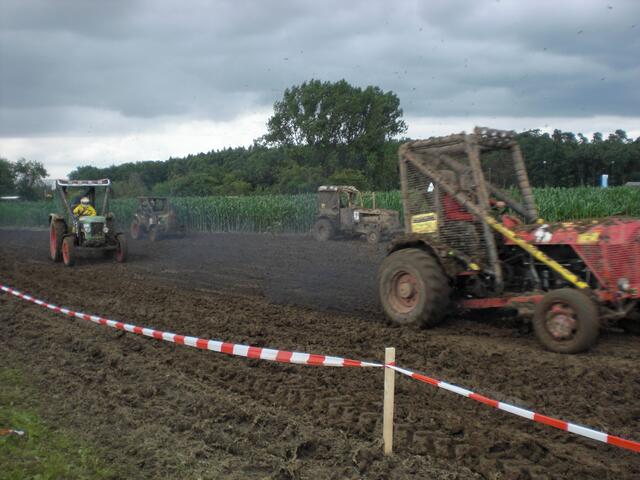 Betrieb auf dem Streckenabschnitt im Zuschauerbereich