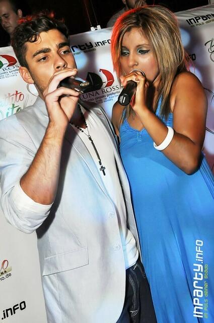 Vito&Friens: Vito im Duett mit Janika | Foto: inparty.info