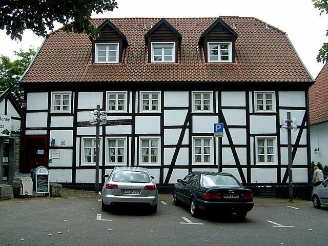 Erbaut 1804, renoviert 1983, das "Müllerhaus", Südwall 35, Menden