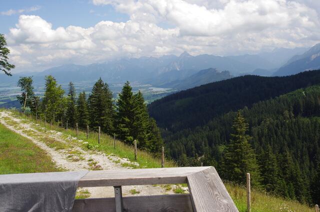 Blick vom Sportheim Böck in Richtung Füssen/ Weissensee