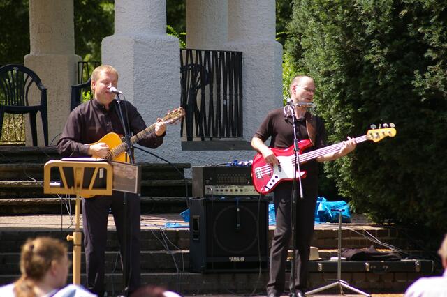 Ralf Becker und Achim Kuthe als "Psalmenmann" in Aktion.