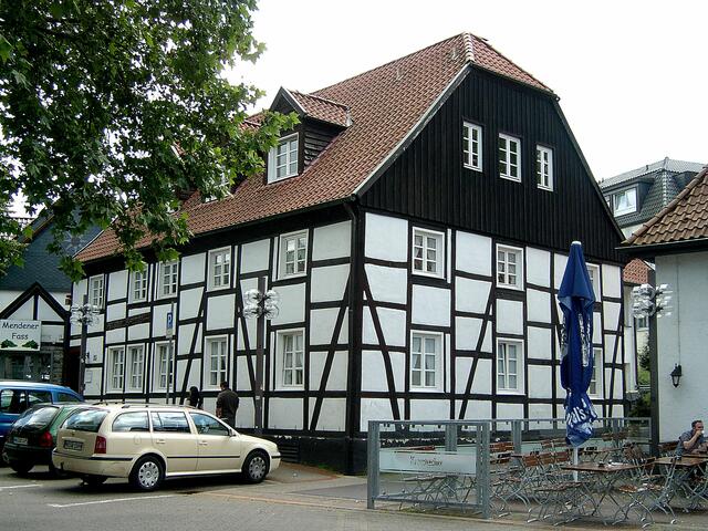 Das "Müllerhaus" - hier ist die Seitenwand zu sehen. Heute befindet sich dort eine Arztpraxis.