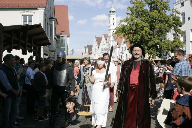 "Justitia" - Die Aichacher Gerichtstage