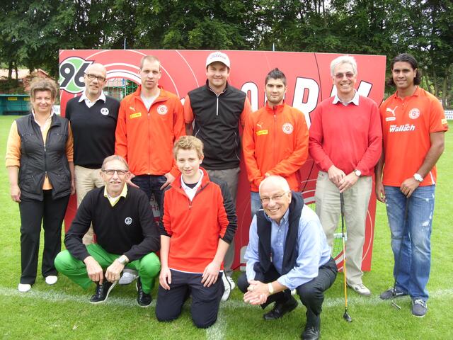 Stehend v. links: Claudia Hoppe, Lothar Hilbig (BGC), Sebastian Ernst (RSE), Sebastian Holzapfel (BGC), Michel Rodriguez, Alfred Runge, Sevkan Bulut (RSE); davor v. links: Alexander Kerkhoff, Luis Hoppe (BGC), Werner Schmidt (RSE).
