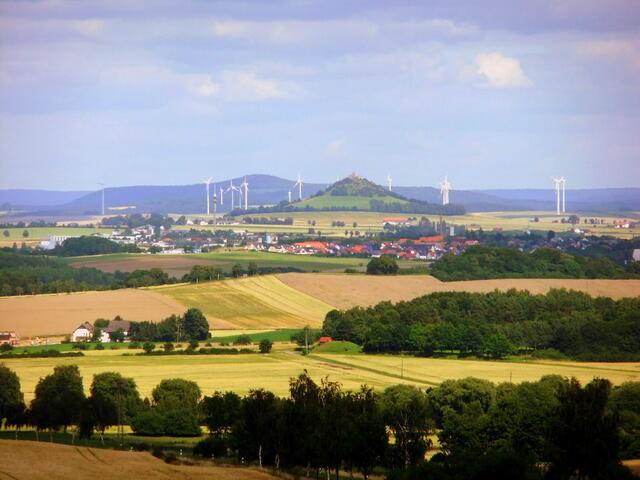 Blickrichtung Warburger Börde    (Fotostandort: "Quastholle")
