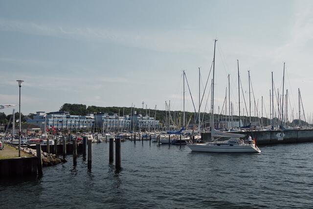 Der dreiteilige Hafen von Laboe: Museums-, Fischerei- und Yachthafen