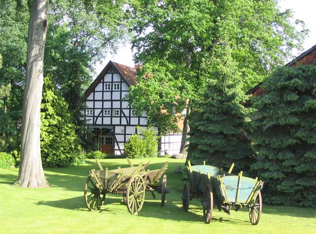 Weiter geht es durch ländliche Gegend.