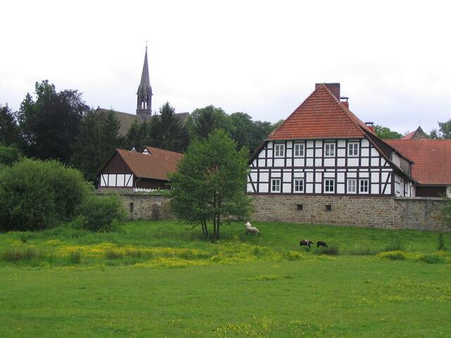 Im Jahr 1136 wurde es von Zisterziensermönchen gegründet.