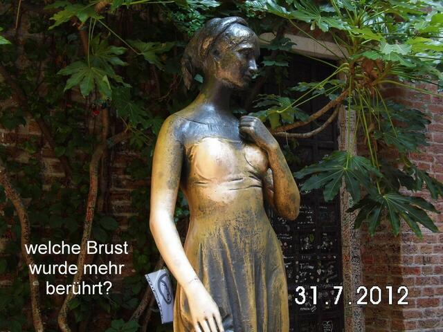 die Broncestatue der Julia