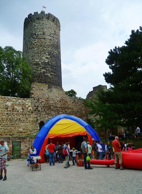 Blick in den Burghof !