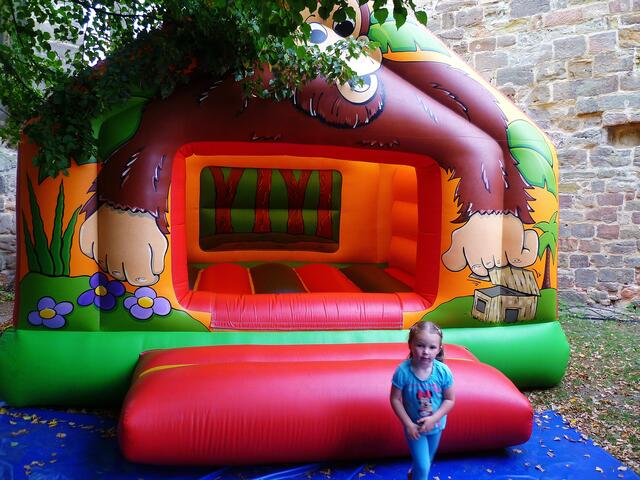 Eine Hüpfburg interessanter wie die andere !