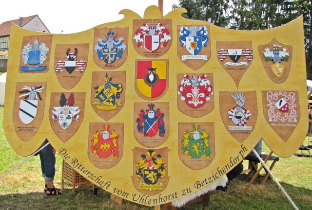Die 'Ritterschaft vom Uhlenhorst zu Betzichendorph'