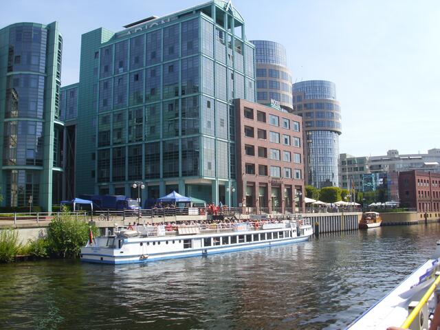 Auf der Spree