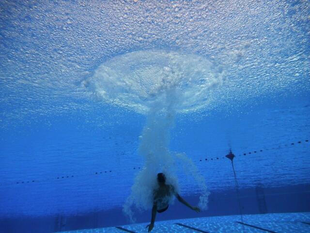 Turmspringen „Zehnertotal“ am 26. August 2012 im Freibad der Genossenschaft Hänigsen. Foto: Taucher der Abteilung Tauchen im TSV Friesen Hänigsen.