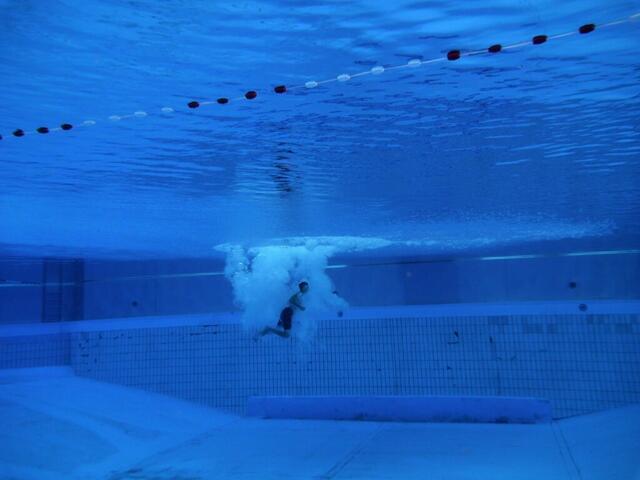 Turmspringen „Zehnertotal“ am 26. August 2012 im Freibad der Genossenschaft Hänigsen. Foto: Taucher der Abteilung Tauchen im TSV Friesen Hänigsen.