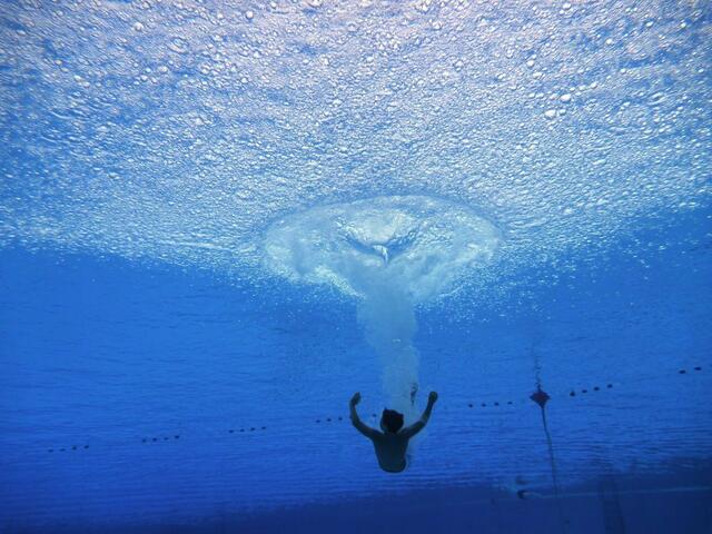 Turmspringen „Zehnertotal“ am 26. August 2012 im Freibad der Genossenschaft Hänigsen. Foto: Taucher der Abteilung Tauchen im TSV Friesen Hänigsen.