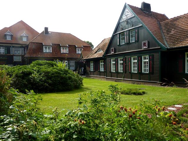 Die Wohnhäuser der Besitzer