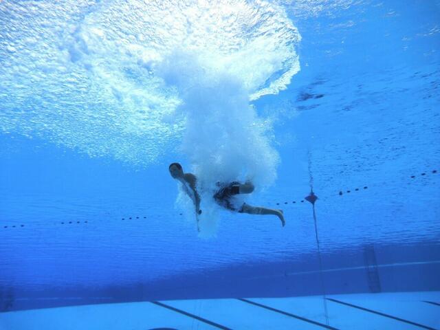 Turmspringen „Zehnertotal“ am 26. August 2012 im Freibad der Genossenschaft Hänigsen. Foto: Taucher der Abteilung Tauchen im TSV Friesen Hänigsen.