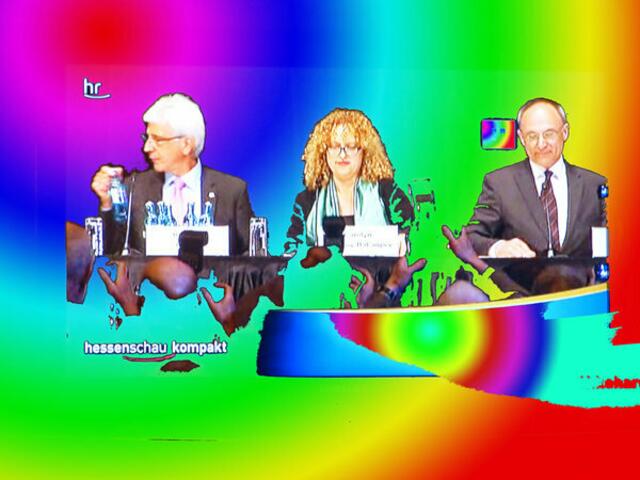 ANGEKLAGTE - HILGEN/CCB/LEIFELD: OCCUPY: Gleichheit und Gleichberechtigung von Künstlern und Kuratoren, Hunden und Menschen, diese beflissen akademische Polit-Korrektheit, dieses pseudomutige Kunst-in-Frage-Stellen, diese Pseudopolit- und Partizipationsfolklore