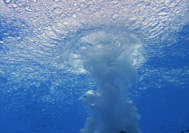 Turmspringen „Zehnertotal“ am 26. August 2012 im Freibad der Genossenschaft Hänigsen. Foto: Taucher der Abteilung Tauchen im TSV Friesen Hänigsen.