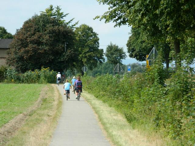 Nach Öffnung des neuen Pattenser Marktes wird der Radweg noch mehr benutzt.