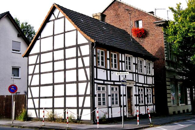 Haus Kapellenstr. 6