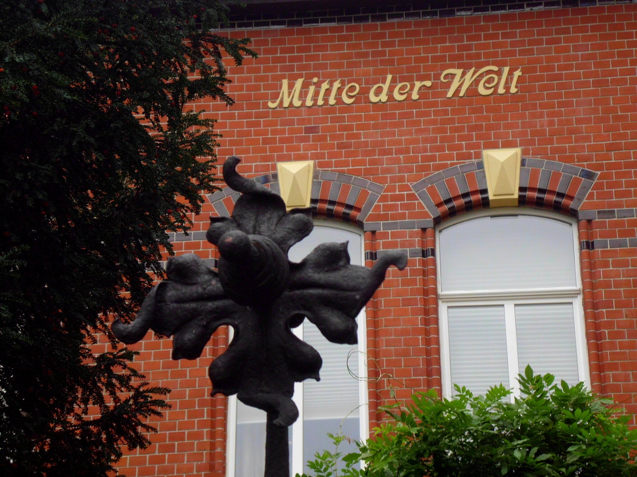 Wo Ist Die Mitte Der Welt "Wo ist die Mitte der Welt"? - Kirchhain
